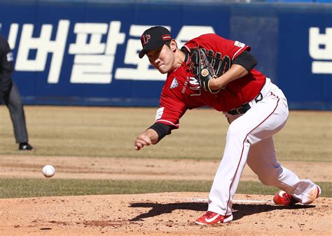 3이닝 3피홈런 박종훈 1022일 만에 8실점3이닝 던지고 강판 Ss대구in