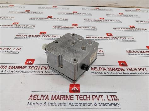 Johnson Controls P77aaa 9301 Pressure Switch Aeliya Marine