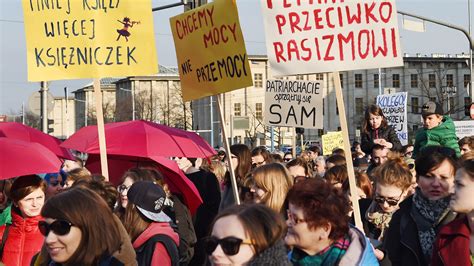 Kobiety Zn W Na Ulicach Manifestacje W Ca Ej Polsce Foto