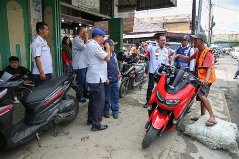 Dishub Siantar Tertibkan Juru Parkir Liar Dan Penertiban Parkiran Di