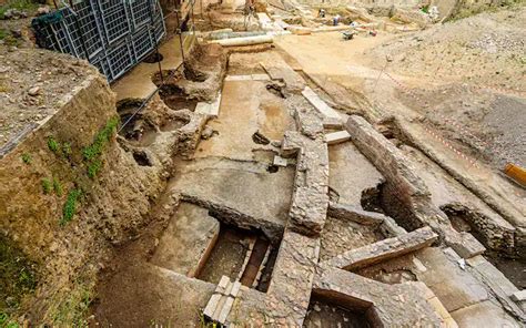 Scoperto A Roma Il Teatro Di Nerone Storia Ed Archeologia Lamoneta