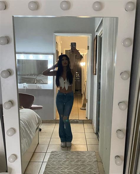 Amandaa Soliss Latina Fashion Outfits Latina Outfits Fashion Outfits