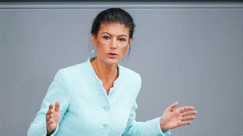 Putin Krieg und Krisen Was Sahra Wagenknecht ihrer Partei jetzt rät