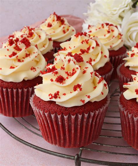 Red Velvet Cupcakes With Cream Cheese Frosting Recipe