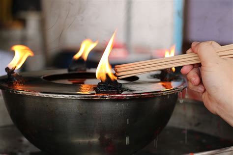 How Many Incense Sticks To Burn For Good Luck That Crystal Site