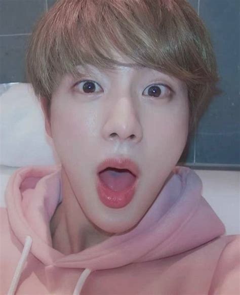 Bts 커뮤니티 포스트 Miss Him Sooo Much 💜 ️🥹 Jin Oppa 🌙 ️ 진