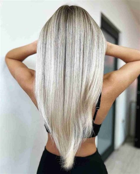 20 Ways To Get The Icy Blonde Hair Trend In 2022