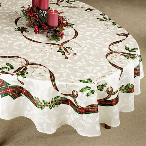 Lenox Holiday Nouveau Holly Oblong Tablecloth And Table Linens