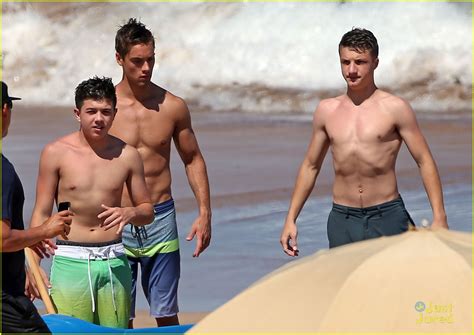 Jake Short Shirtless Instagram Gold Smokin Hot US Rapper Jake Miller