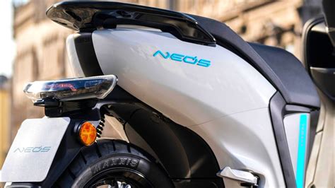 Detail New Yamaha Neo S Electric Scooter Youtube