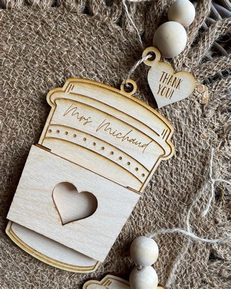 31 Personalized Teacher Gifts That Are Thoughtful and Unique