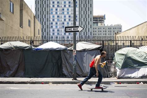 Newsom Orders State Agencies To Remove Homeless Encampments