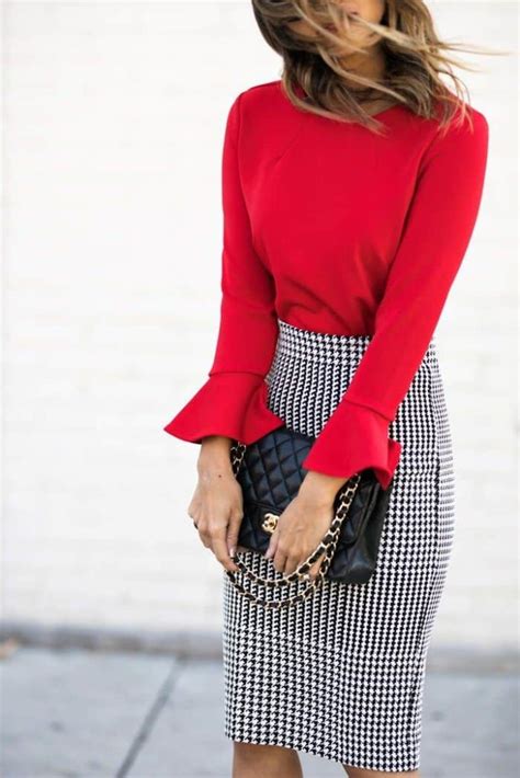 25 Stylish Ways To Wear Red