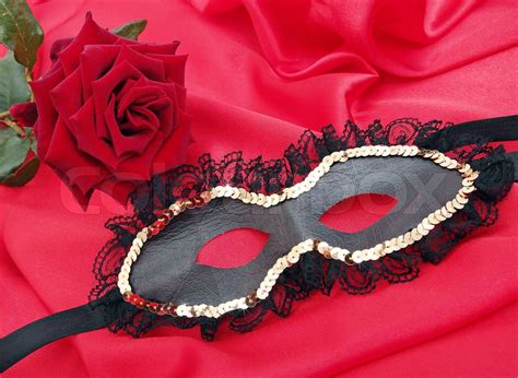 Maske Mit Der Rose Stock Bild Colourbox