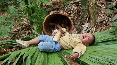 Daily Life Of Single Mother And Daughter Harvest Bamboo Shoots To Sell Duyên Single Mom