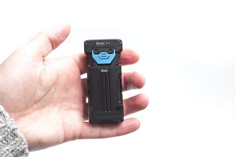 Wuben X2 review | EDC fashlight with USB-C and 2,500 lumens | 1LUmen.com