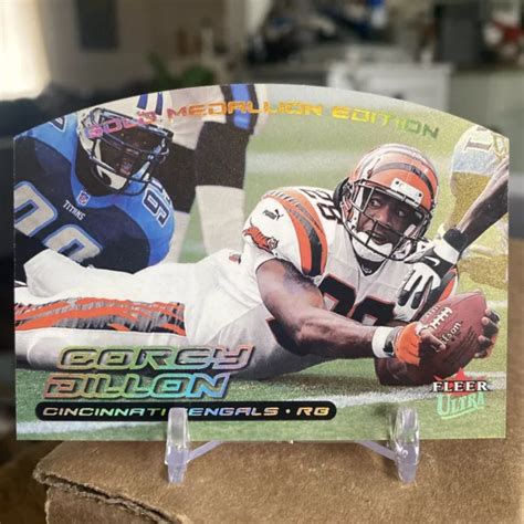 2000 MÉDAILLON D OR Fleer Ultra Corey Dillon découpe sous matrice SP