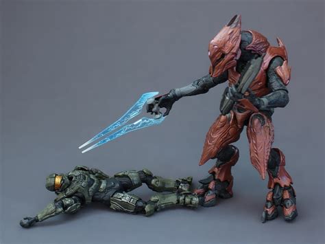 Halo 4 Master Chief Action Figure | Halo 4, Cool toys, Action figures