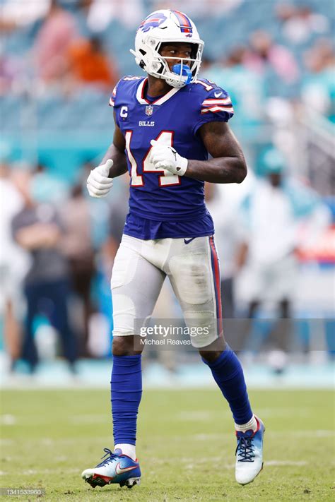 Stefon Diggs Of The Buffalo Bills In Action Against The Miami Stefon Diggs Buffalo Bills