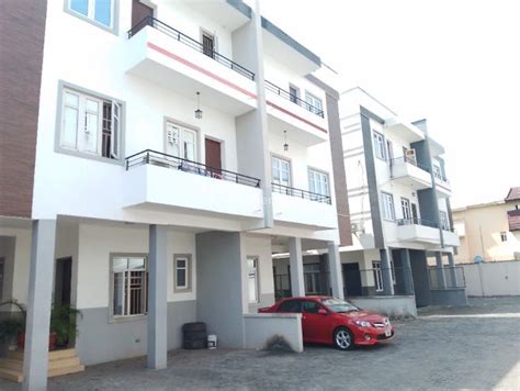 For Rent Self Service 3 Bedroom Spacious Maisonette Oniru Victoria