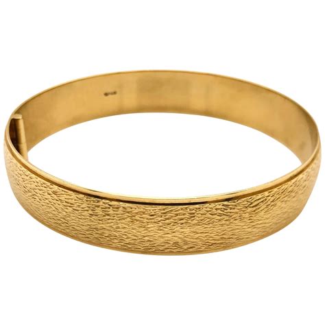 Estate Florentine Hinged Yellow Gold Bangle Bracelet At 1stDibs