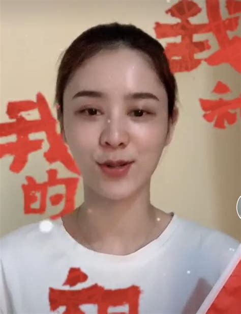 林峯張馨月婚訊被曝後，張馨月首現身，即將成新娘的她非常開心 每日頭條