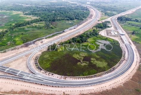 Pembangunan Tol Kapal Betung Antara Foto