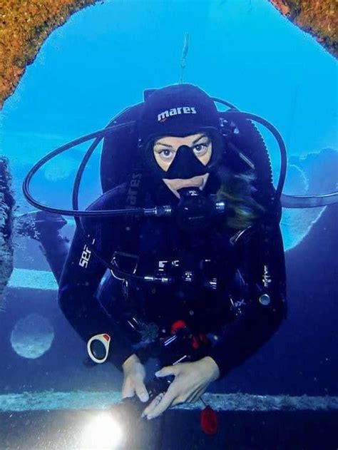 Pin By Diveman On Scubagirls Scuba Diver Girls Diving Scuba Girl