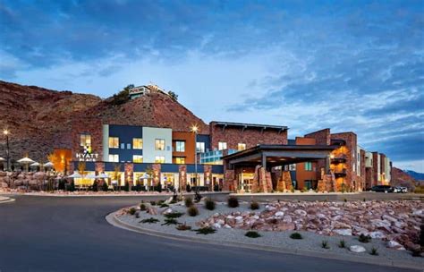 Top 10 Hotels Near Arches National Park 2024 ⋆ My Travel Obsession