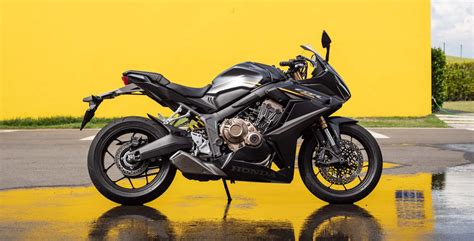 CBR 650R 2023 - é na Honda NossaMoto