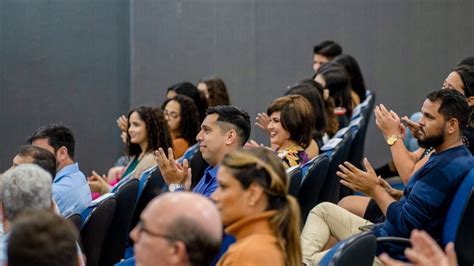 Aula Inaugural Do Curso De Direito Da Uems De Jardim Re Ne Estudantes E