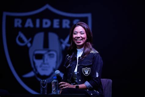 01SandraDouglassMorgan RaiderNationFest2022 Máximo Avance