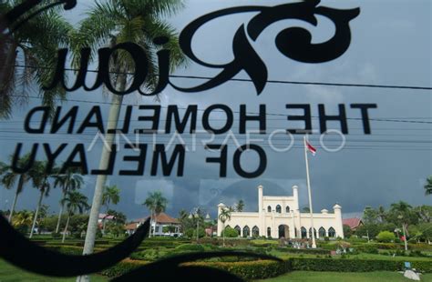 WISATA ISTANA SIAK SRI INDRAPURA ANTARA Foto