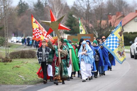 Orszaki Trzech Króli przeszły w województwie foto video