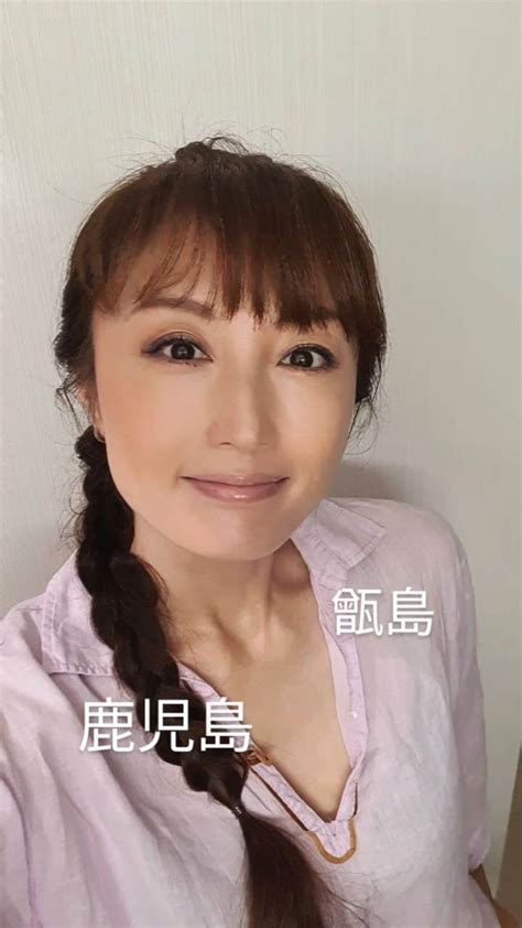 井上晴美さんのインスタグラム動画 井上晴美instagram 「女優の日常 観光船に乗れずバスに変更 島とはいえ甑島は大きい 離島の良