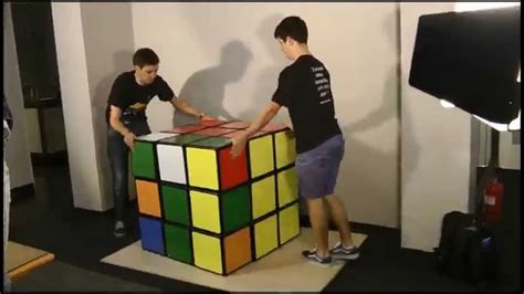 Solving The Worlds Largest Rubiks Cube Feliks Zemdegs And Mats Valk