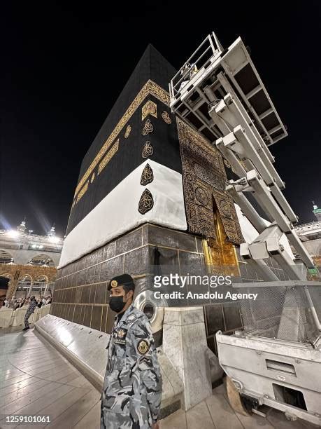 Al Hajar Al Aswad Photos And Premium High Res Pictures Getty Images