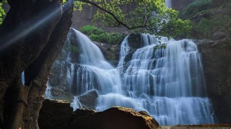 Menikmati Pesona Alam Curug Cikanteh Sukabumi Kuy Inilah Lokasi Jam