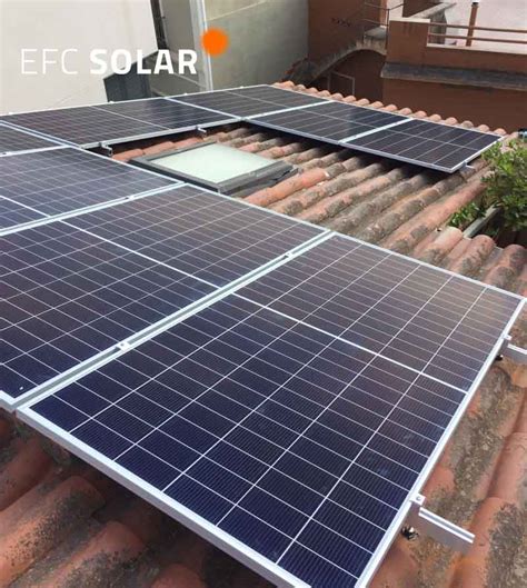 Instalación de paneles solares en Sant Just Desvern Barcelona