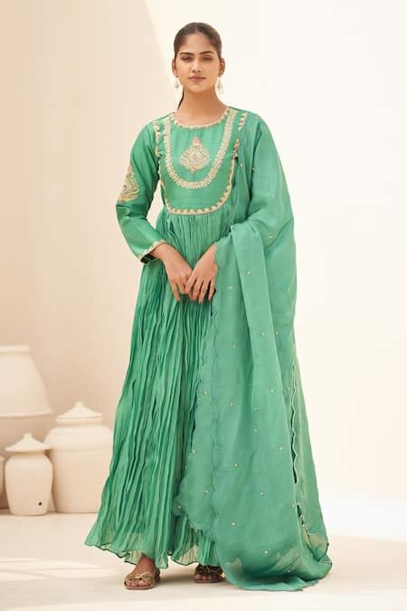 Buy Green Anarkali Chanderi Hand Embroidered Crinkled With Dupatta For