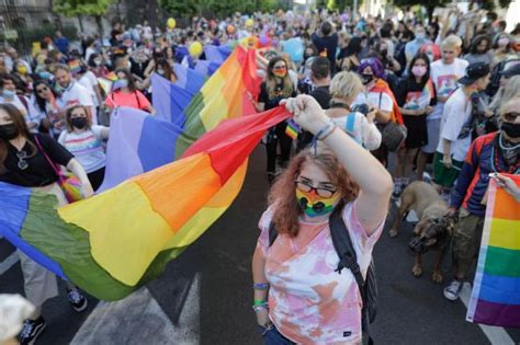 Bucharest Pride peste așteptări Mii de oameni la parada gay din centrul Capitalei Galerie