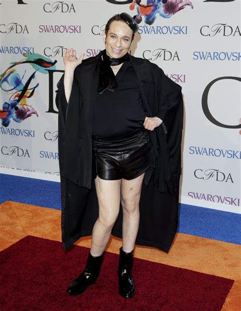 Chris Kattan Revives Snl Character For Cfda Awards