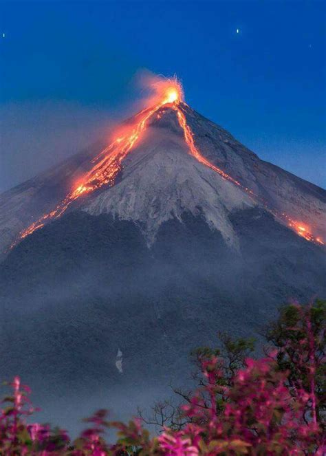 Volc N De Fuego Guatemala Lindas Paisagens Fen Menos Naturais