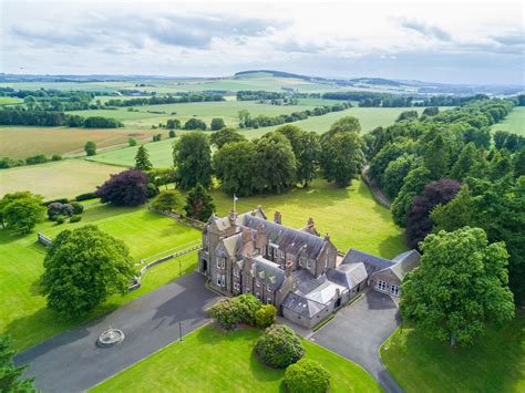 Mansions, Castles & Country Houses to Rent - Ireland & Scotland
