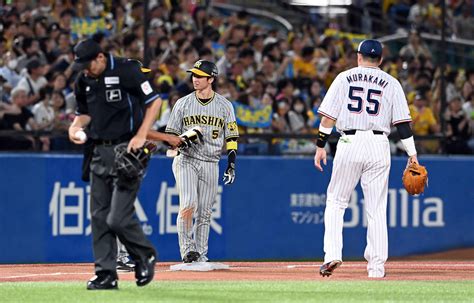 【阪神】近本光司また右脇腹付近死球に岡田監督激怒「2年連続で優勝したチームやのにのう」途中交代 プロ野球写真ニュース 日刊スポーツ