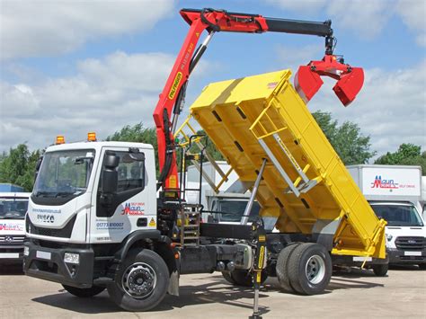 Maun Motors Self Drive Muckaway Tipper Grab Lorry Hire Tonne Hiab