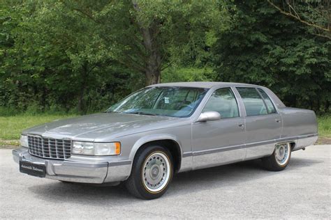 Galerie Cadillac Fleetwood Brougham 1995