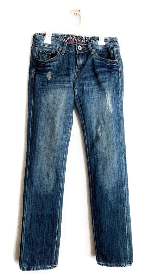 Refuge Flirty Everyday Skinny Leg Low Rise Blue Jeans Gem