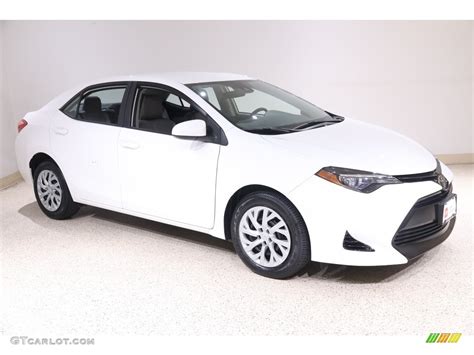 2018 Super White Toyota Corolla LE 141525157 Photo 13 GTCarLot