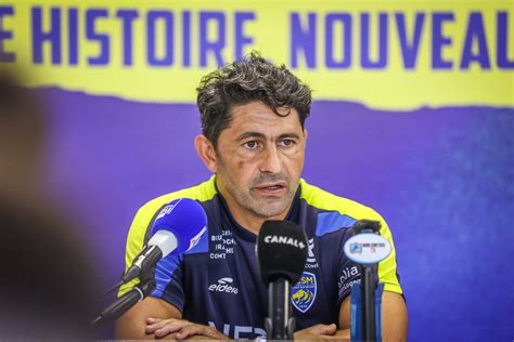 Football National Oswald Tanchot avant Sochaux Nîmes Jouer un